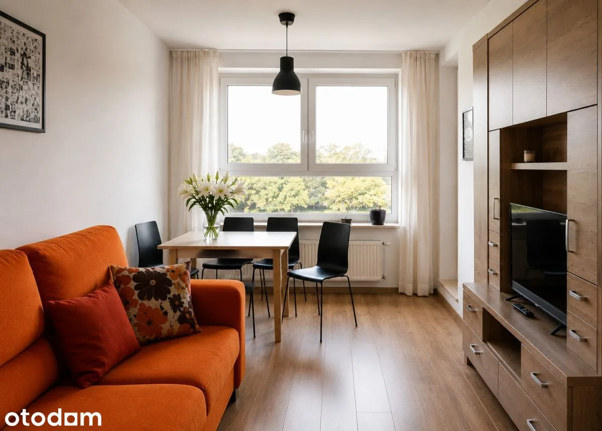 44 m² 2 pokoje z loggia, 3 min do Metro Słodowiec