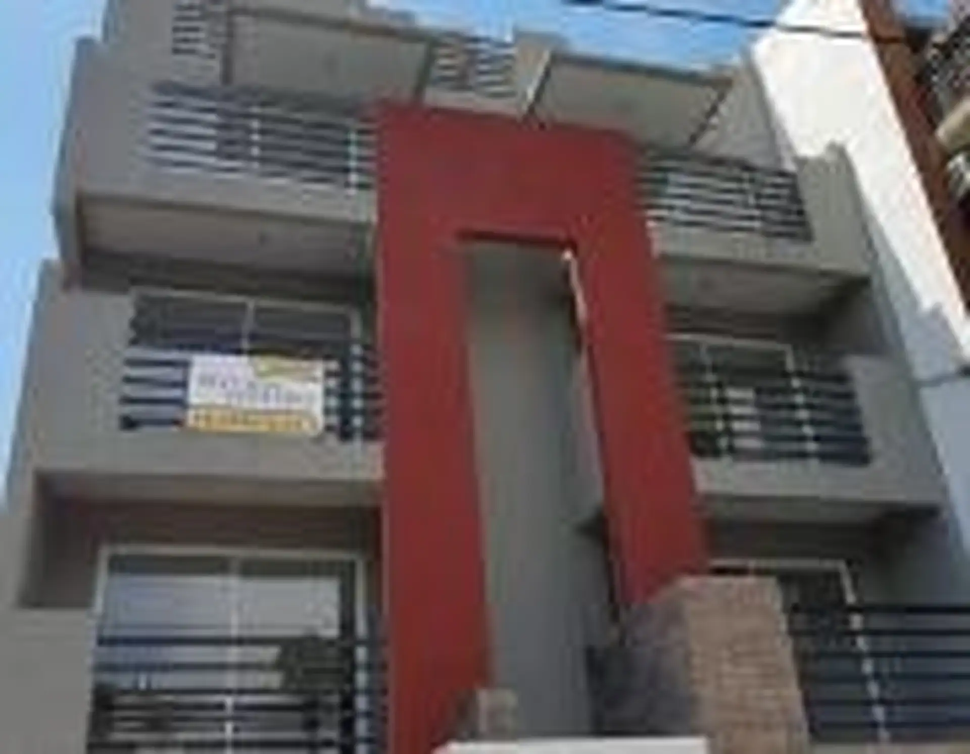 Квартира-студия с балконом и закреплённым (крытым) парковочным местом в Villa Urquiza