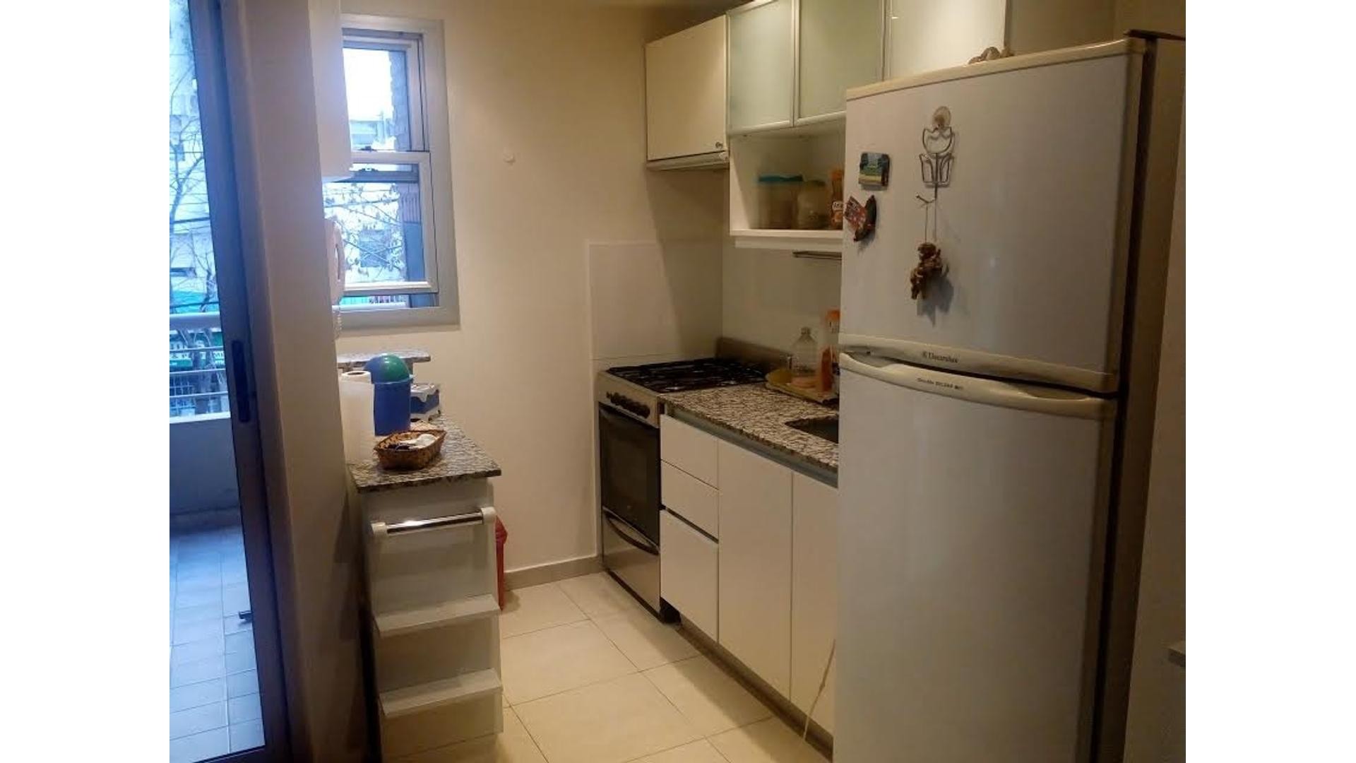 Apartamento de dois ambientes com 1 suíte e varanda em Belgrano