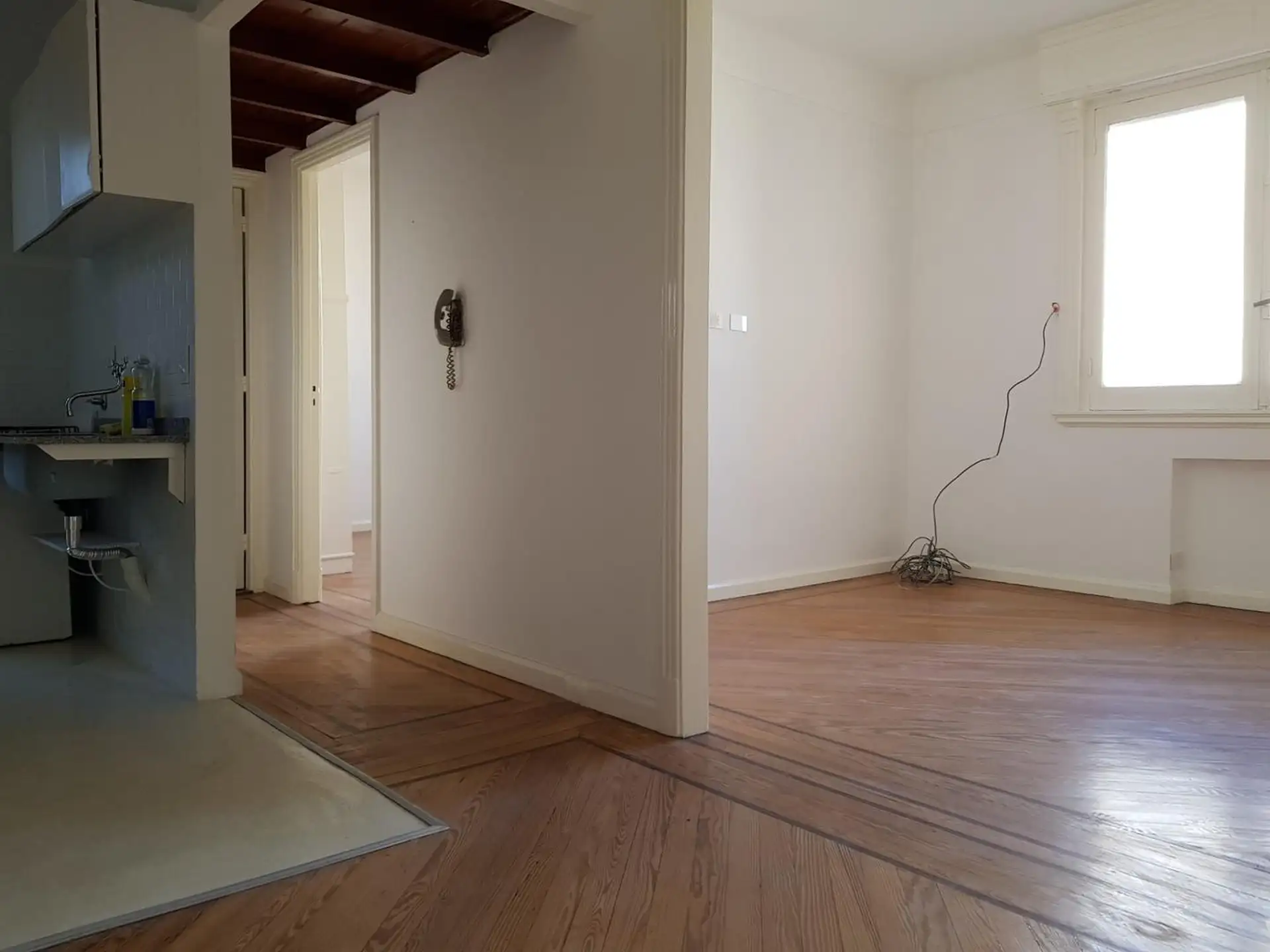 Apartamento de 2 ambientes apto para escritório em Monserrat