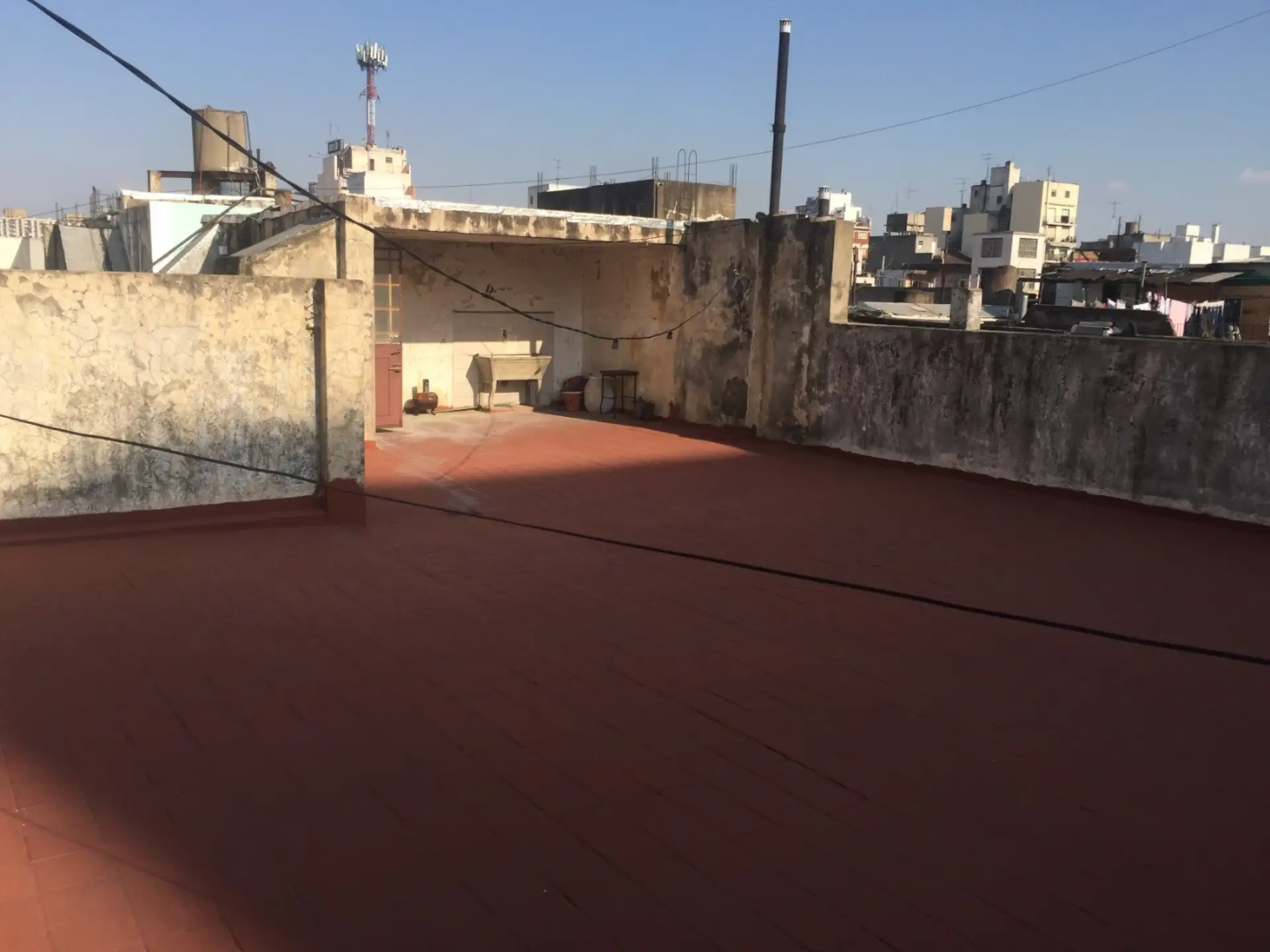 Пятикомнатная квартира с отдельным входом в Balvanera