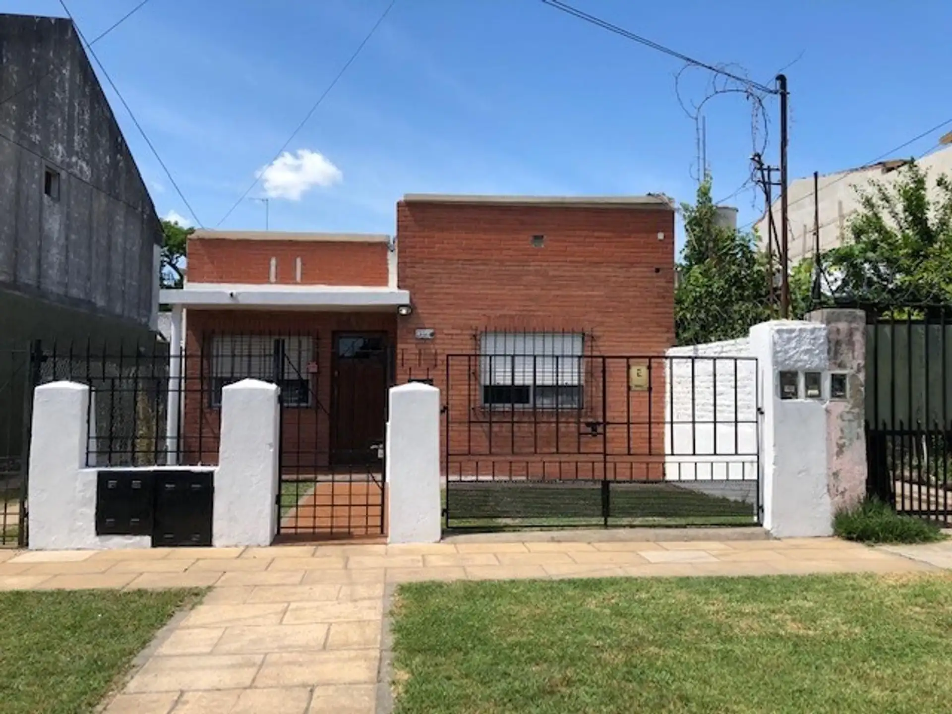 Дом с 2 спальнями в Don Torcuato, Tigre