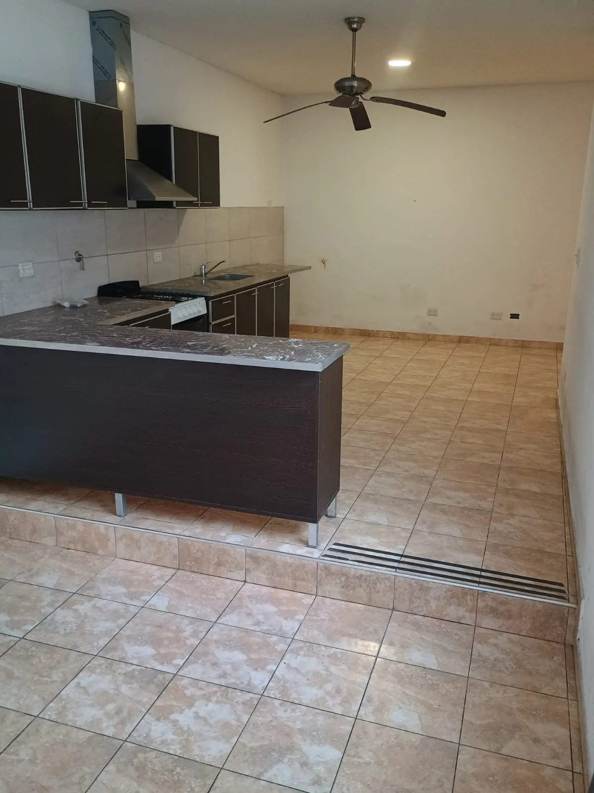 Departamento de 2 ambientes con patio en Nueva Pompeya