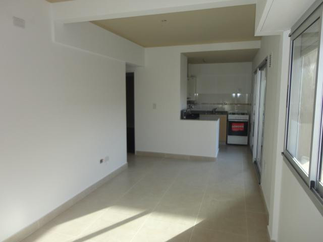 Departamento monoambiente al contrafrente en Lomas de Zamora