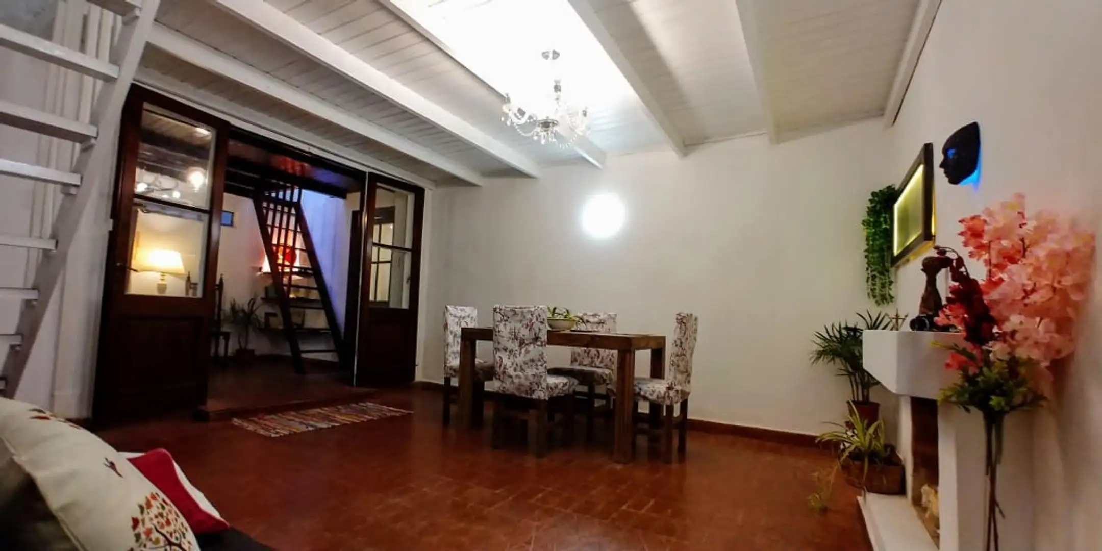 Apartamento tipo PH de 1 quarto em Monserrat