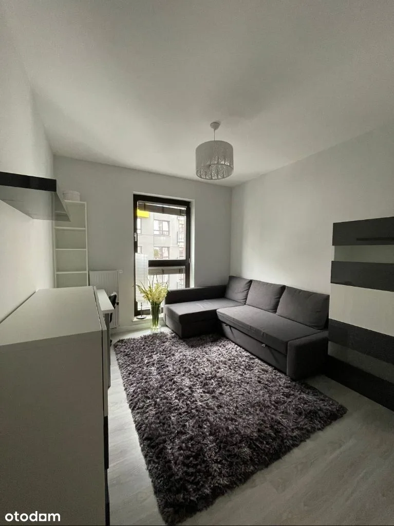 Квартира 48 м² з балконом
