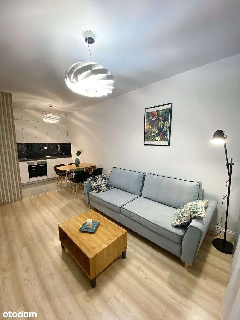 Mokotów, Cybernetyki 15, balkon