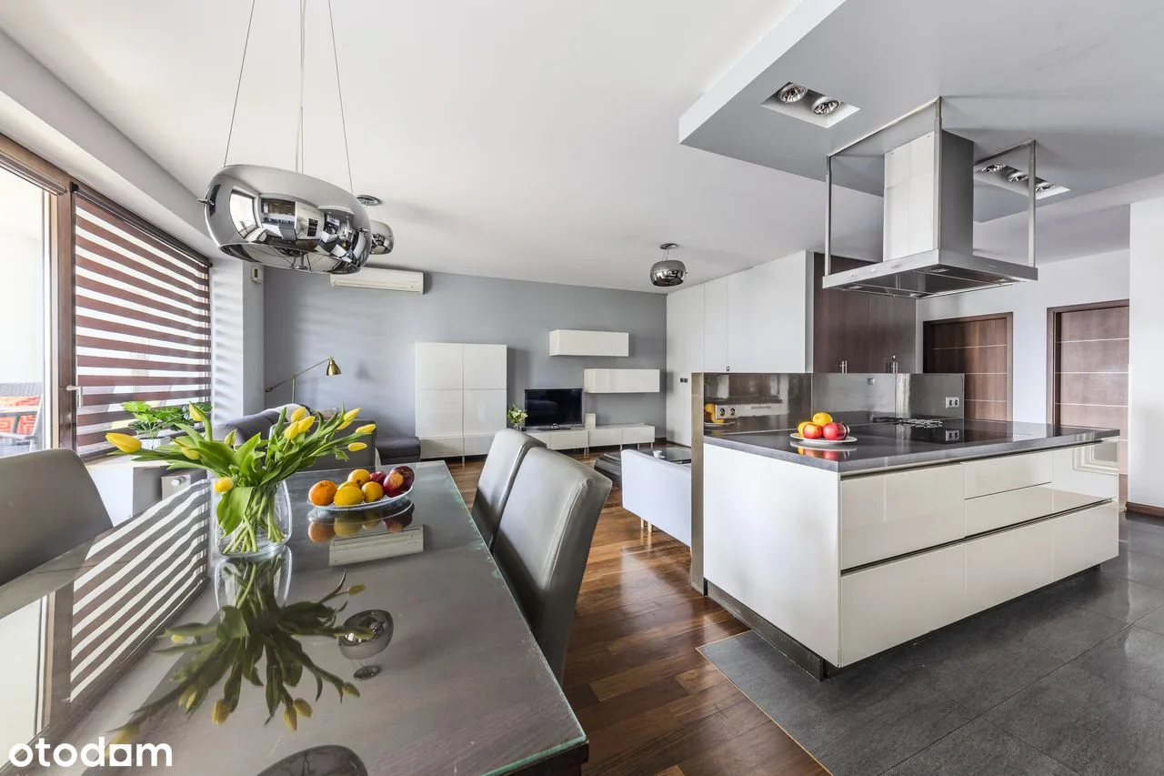 Apartament w Śródmieściu z widokiem na panoramę miasta, 96 mkw, garaż