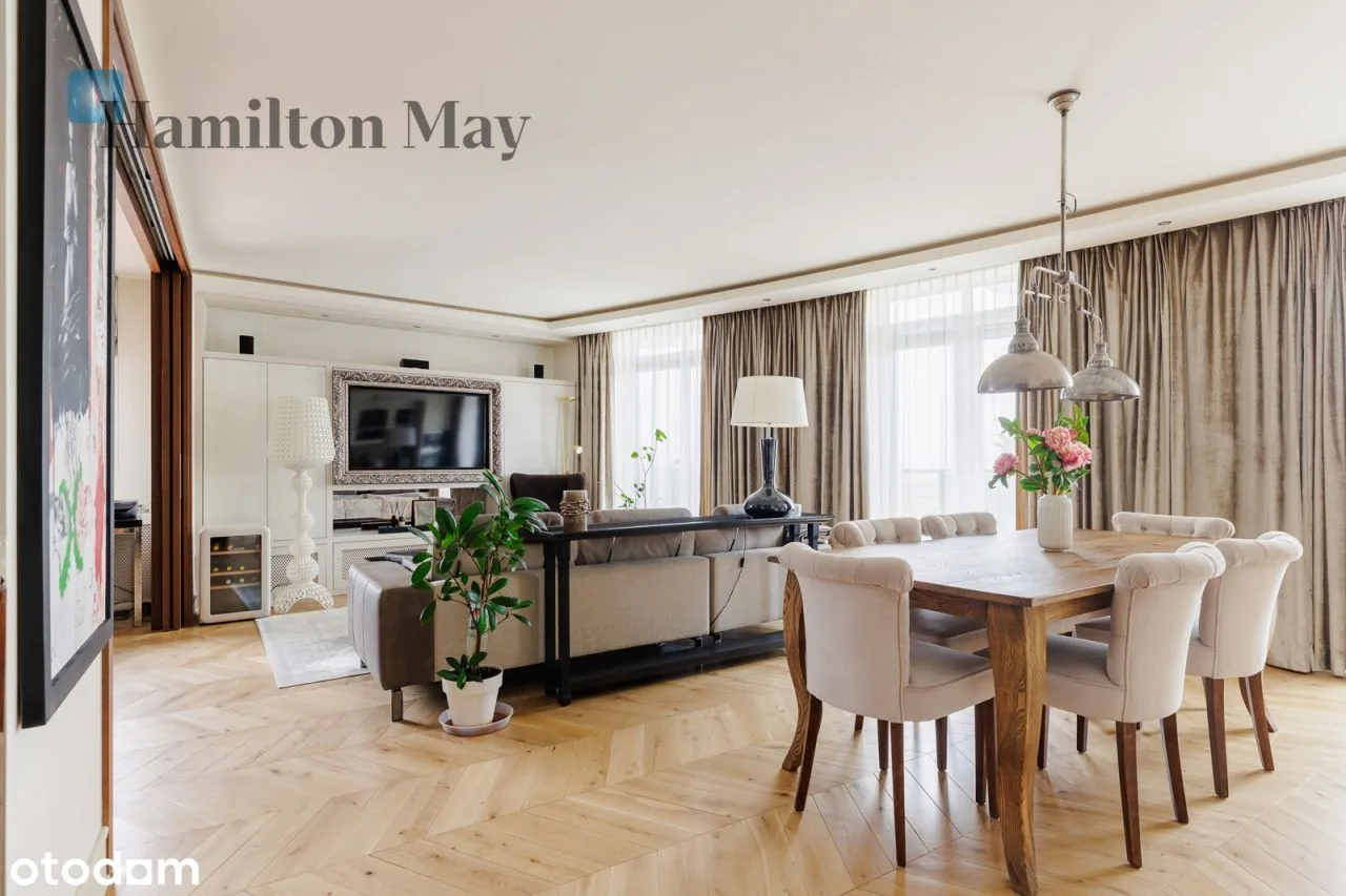 Apartament z garażem blisko placu Trzech Krzyży
