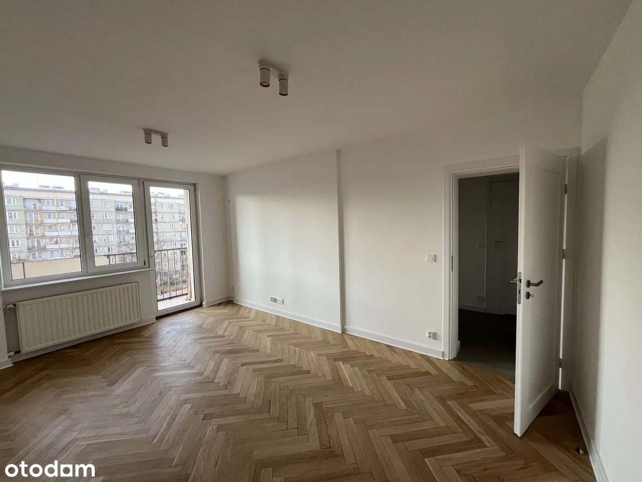 Mieszkanie 2 pokojowe, oddzielna kuchnia, balkon - po remoncie!