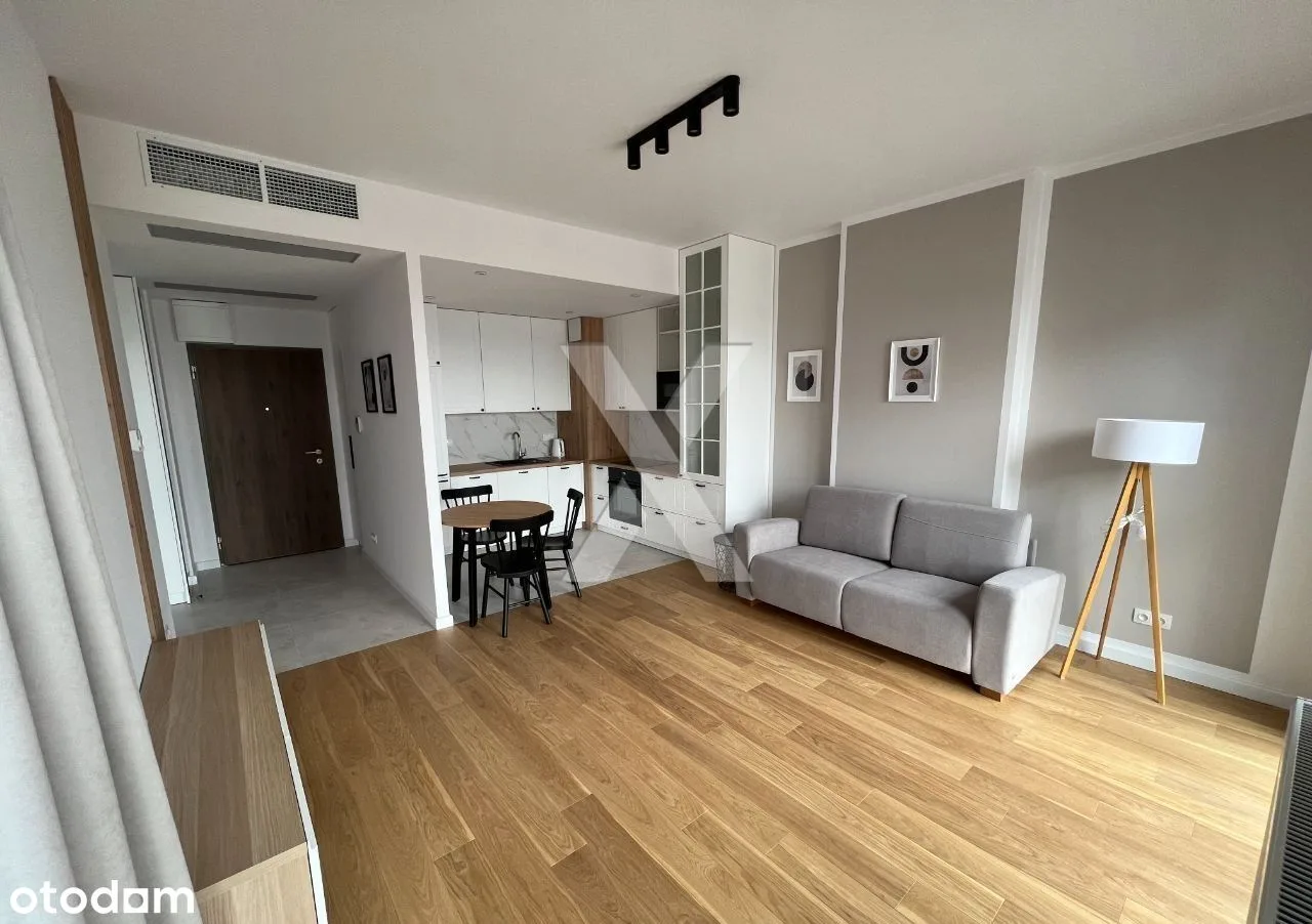 16 piętro, balkon, klimatyzacja