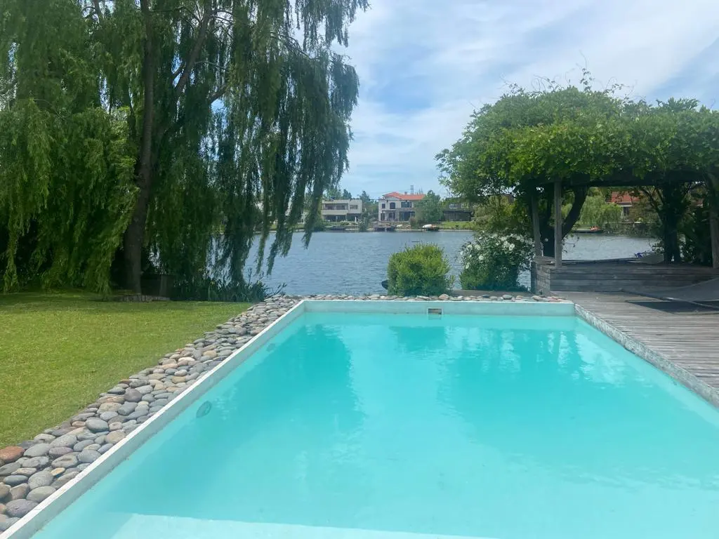 House rental with 5 bedrooms in La Laguna, Tigre