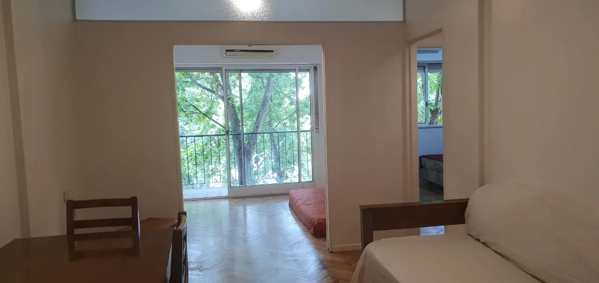 Трёхкомнатная квартира с балконом в Villa Crespo