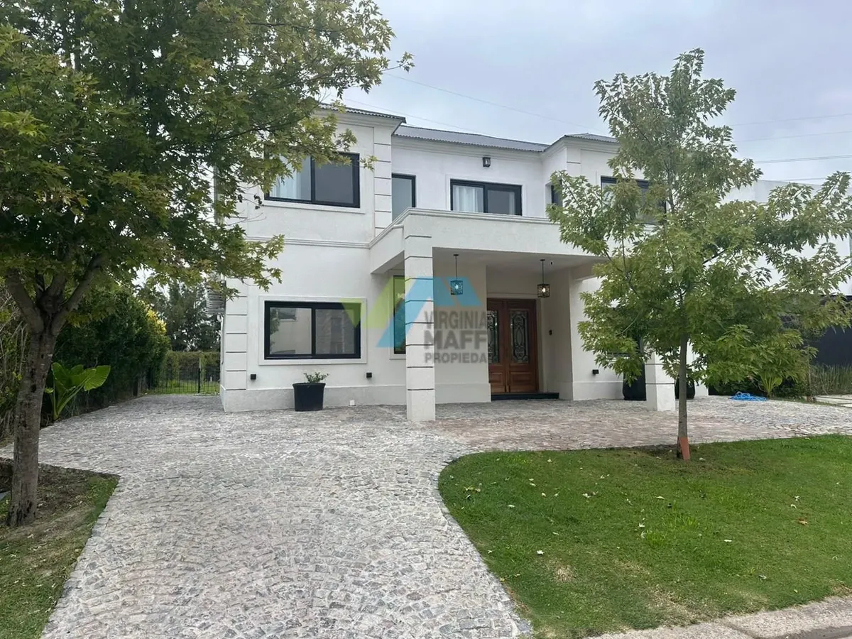 Four-bedroom house rental in Barrio Tipas, Nordelta, Tigre