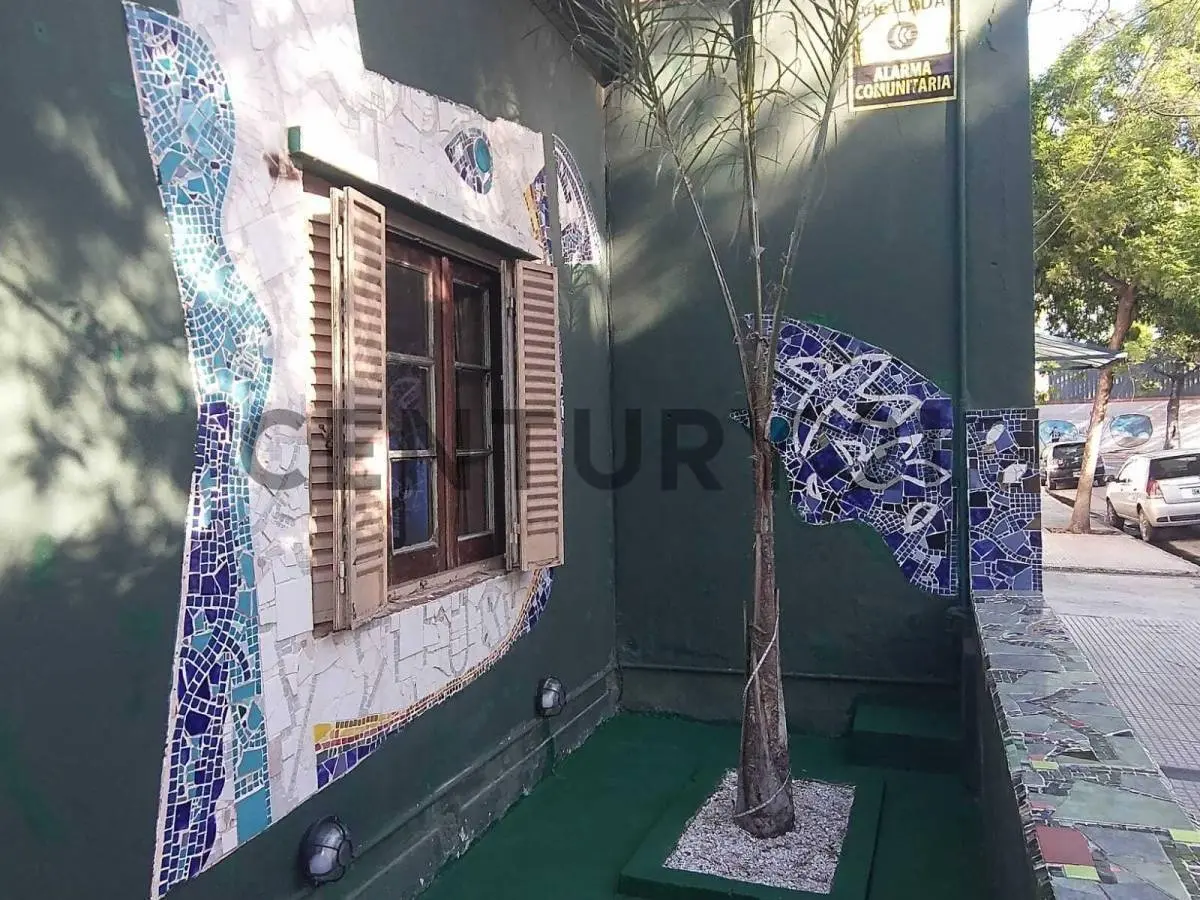 Refurbished 2-bedroom PH in Barracas