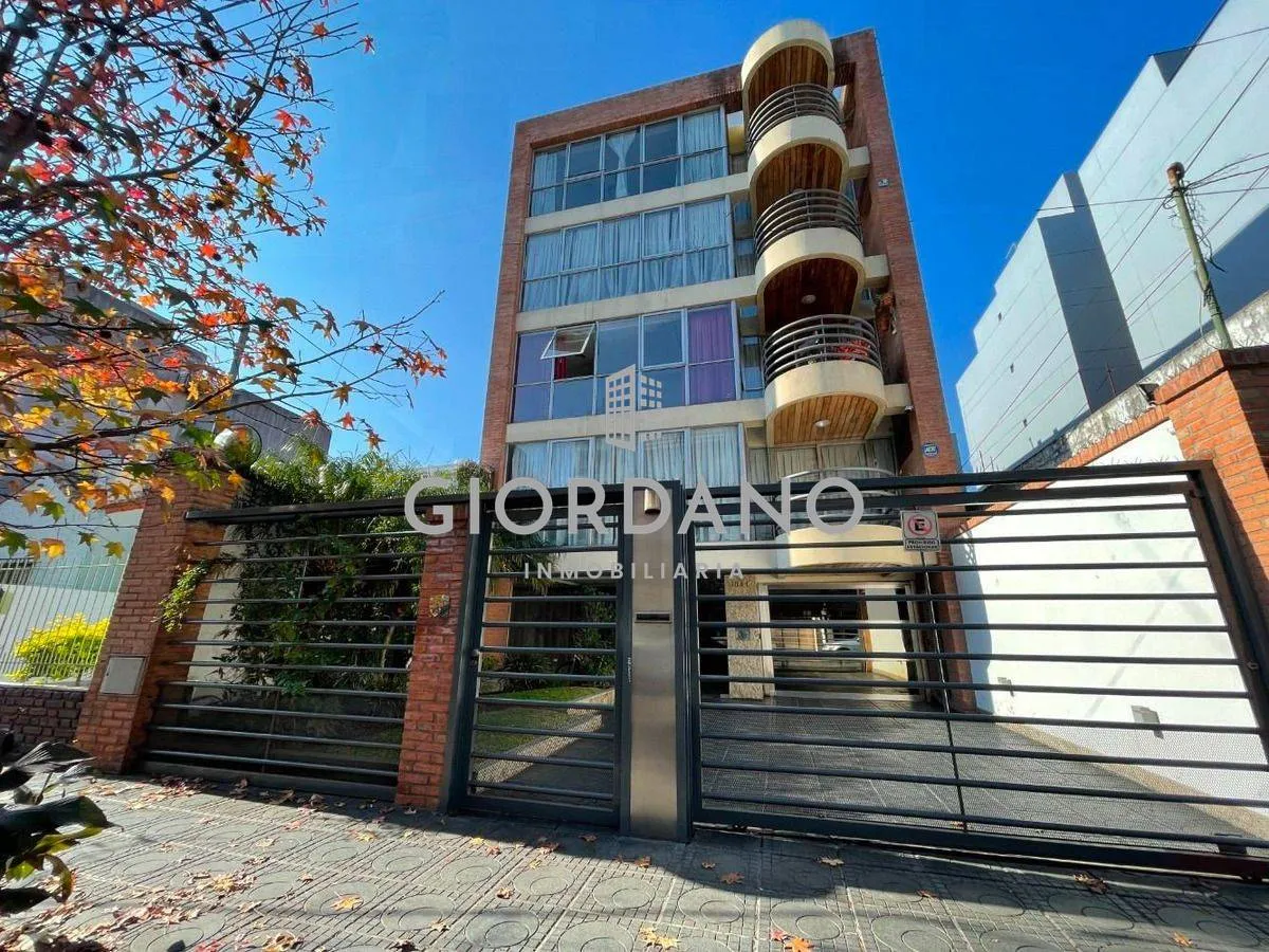 4-room apartment with 2 parking spots