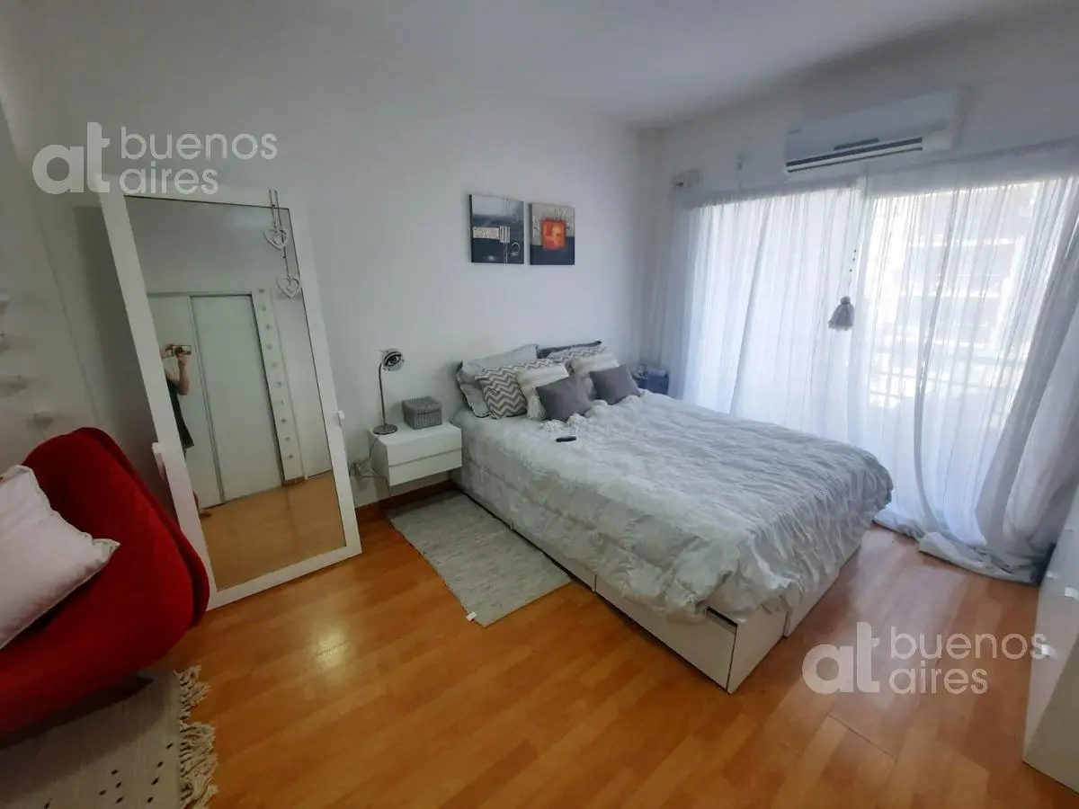 Monoambiente con balcón en Villa Urquiza