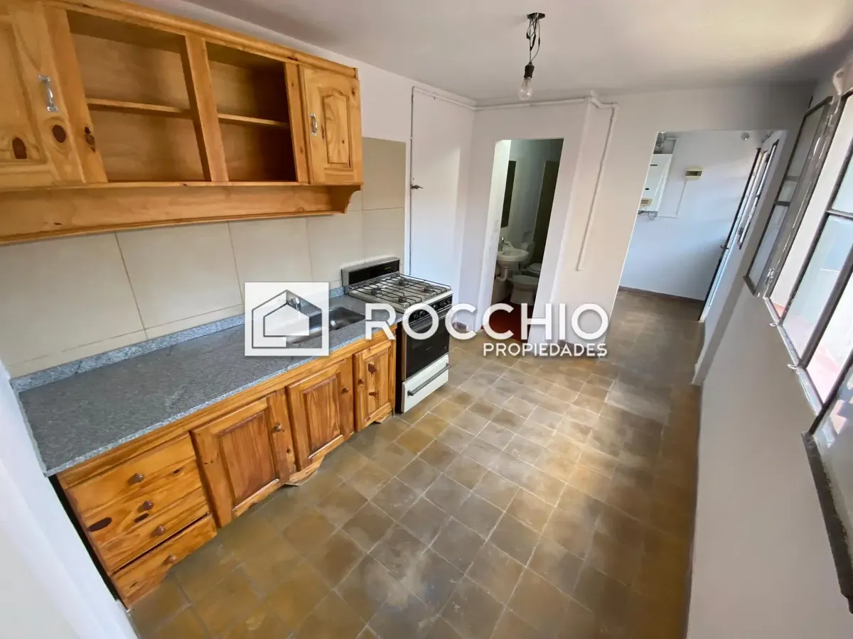 Two-room PH apartment for rent in José León Suárez