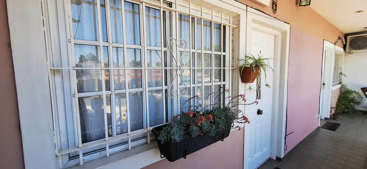 Furnished two-bedroom apartment with patio in Lomas de Zamora