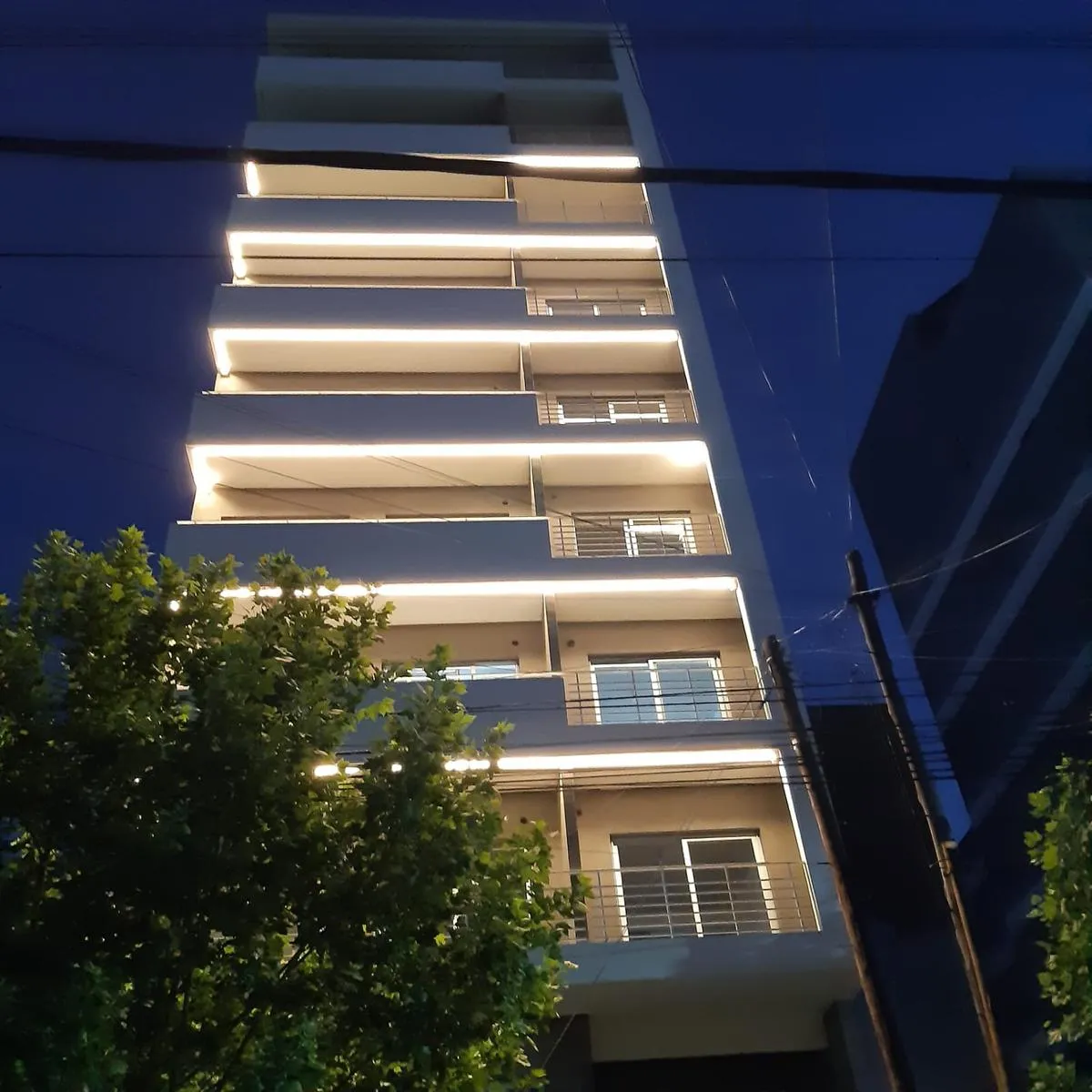 Kitnet novo com varanda de fundos em Wilde Centro (Avellaneda)