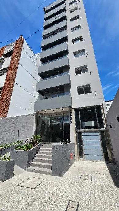 Apartamento de dois ambientes com 1 quarto em Lanús Oeste