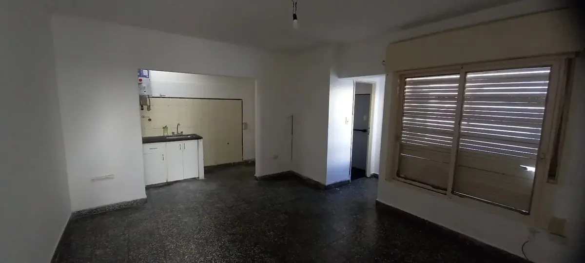 Departamento de 2 ambientes en Ramos Mejía