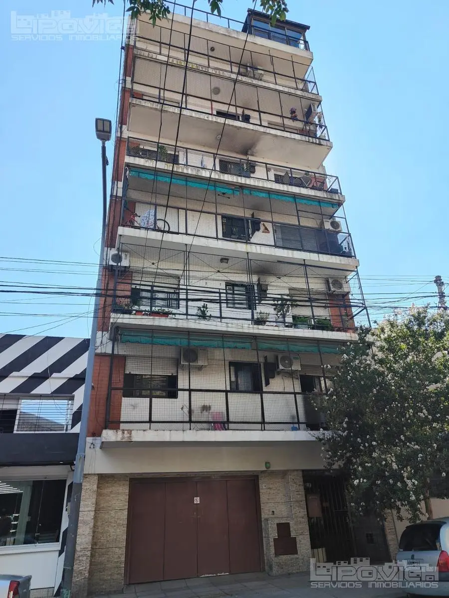 Studio apartment with separate kitchen in Villa Crespo