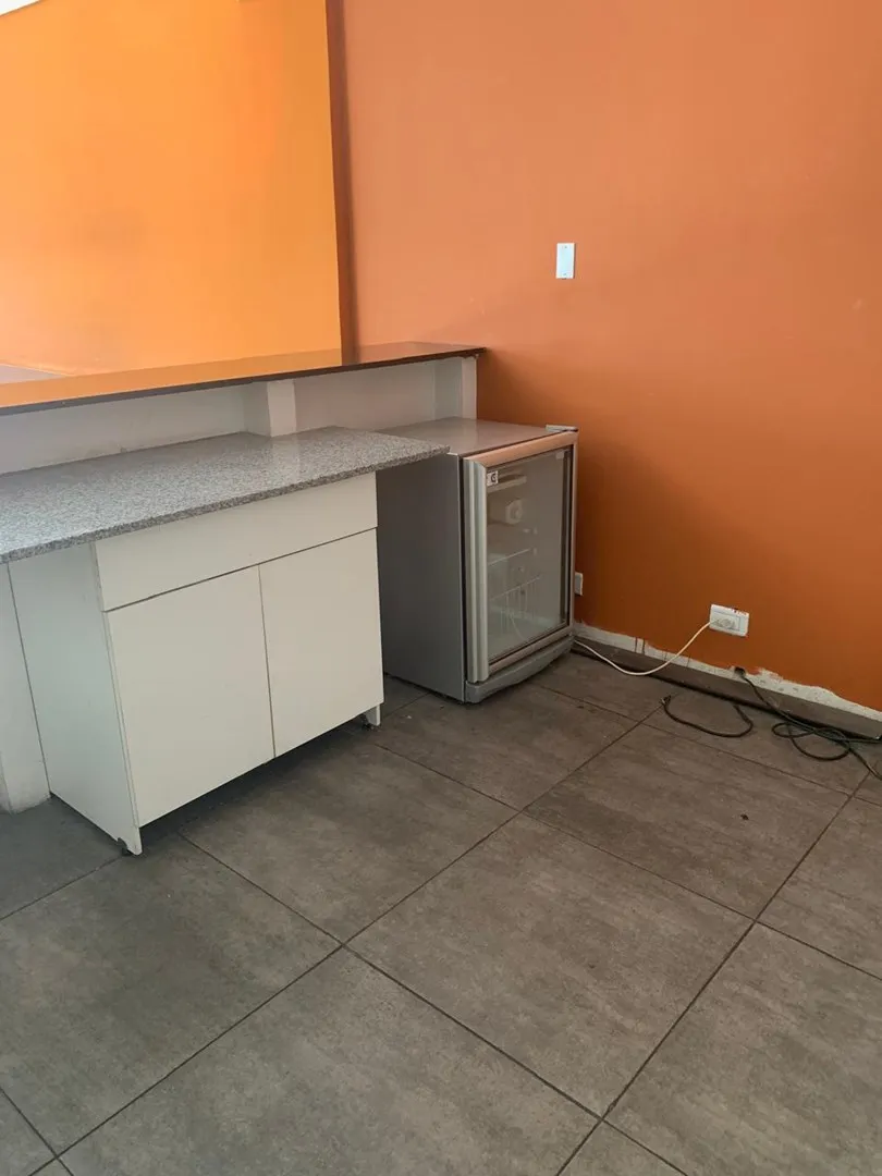 Kitnet mobiliada com varanda em Balvanera