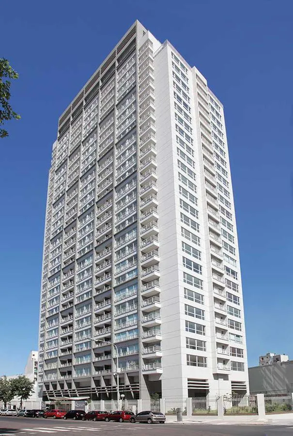 Mobiliado apartamento de 2 ambientes com vaga de garagem em San Telmo