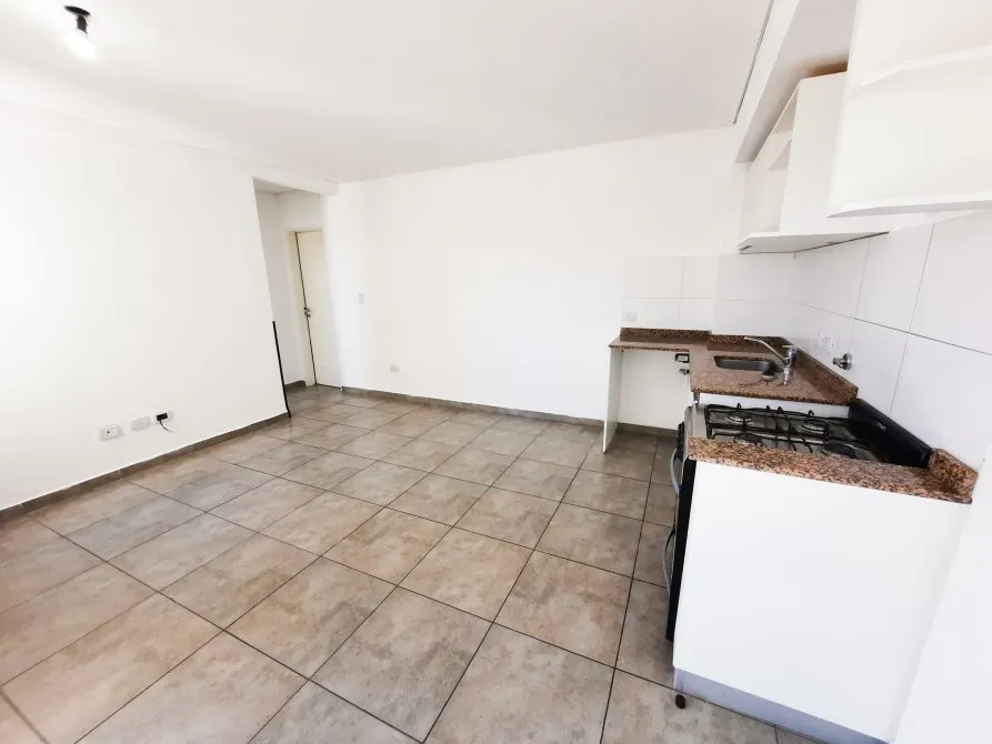 Квартира с 1 спальней в Lanús Este