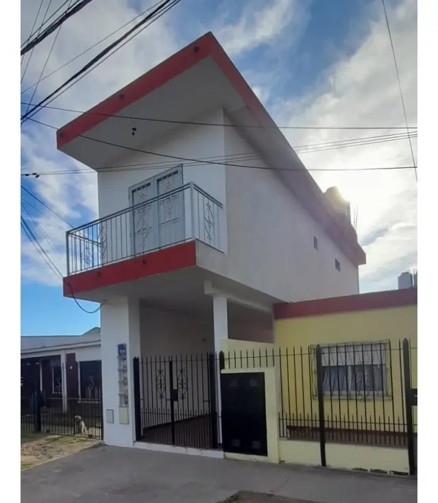 Apartamento de 1 dormitório com varanda em Ituzaingó