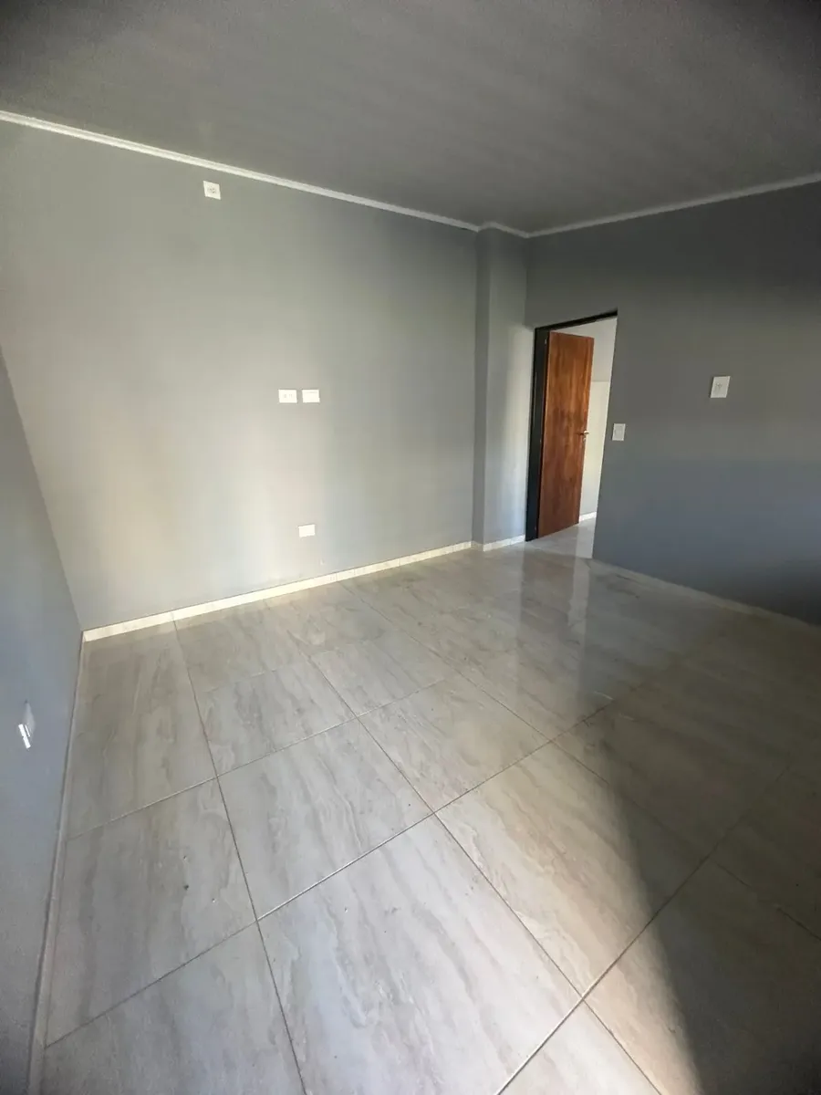Apartamento de 1 dormitório em Lanús Oeste