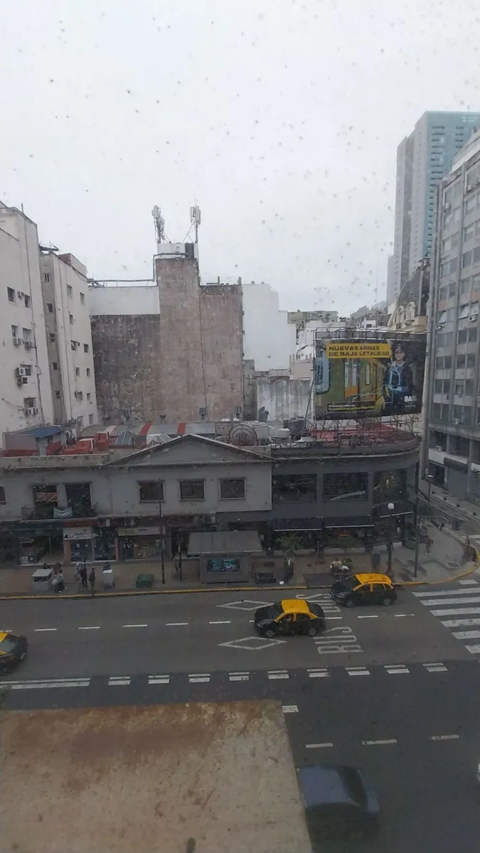 Квартира-две комнаты с отдельной кухней в Retiro