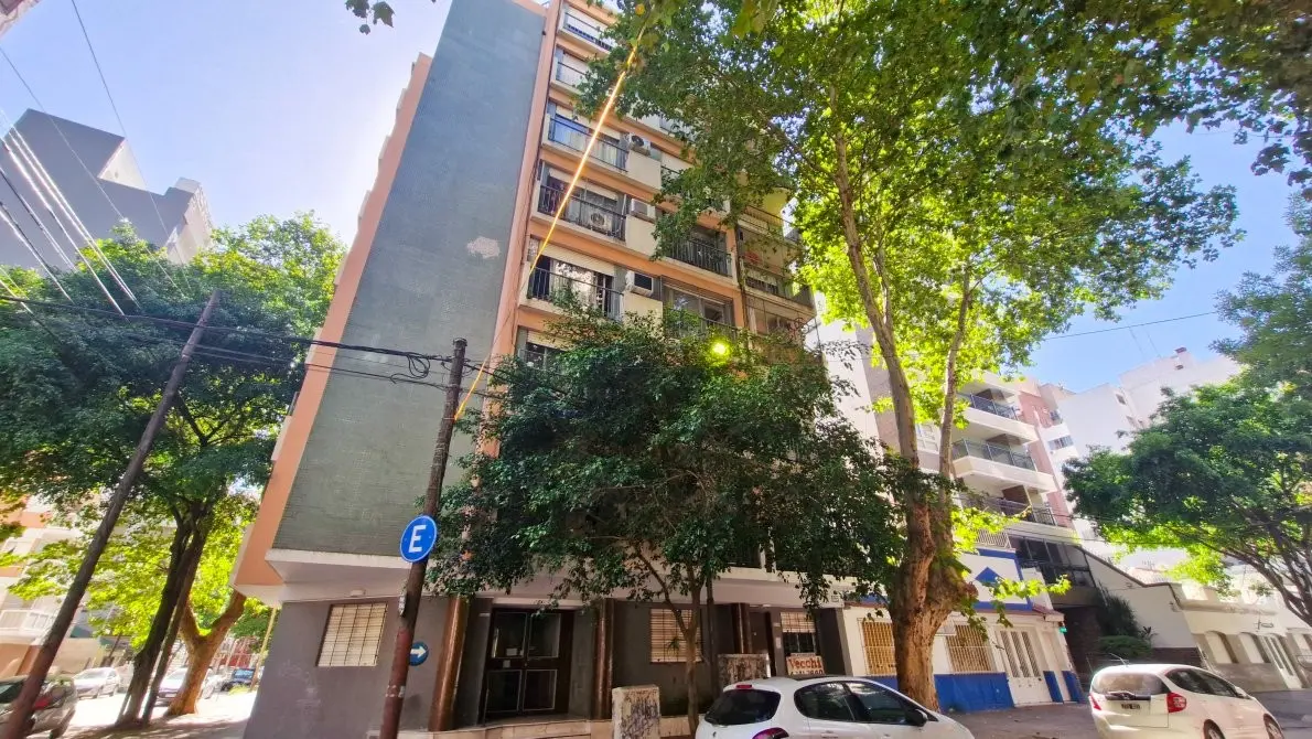 Квартира с 1 спальней на первом этаже в Lanús Oeste