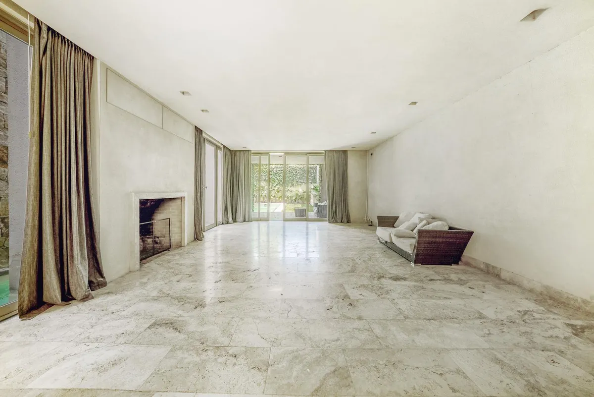 Four-bedroom house on the ground floor in Belgrano