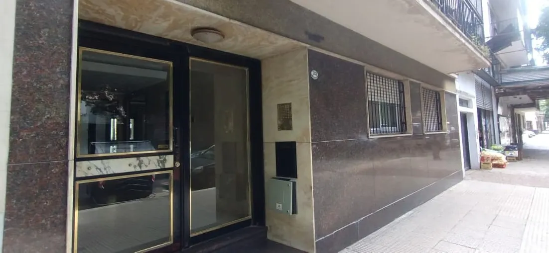 Departamento de 2 ambientes en Villa del Parque con lavadero independiente