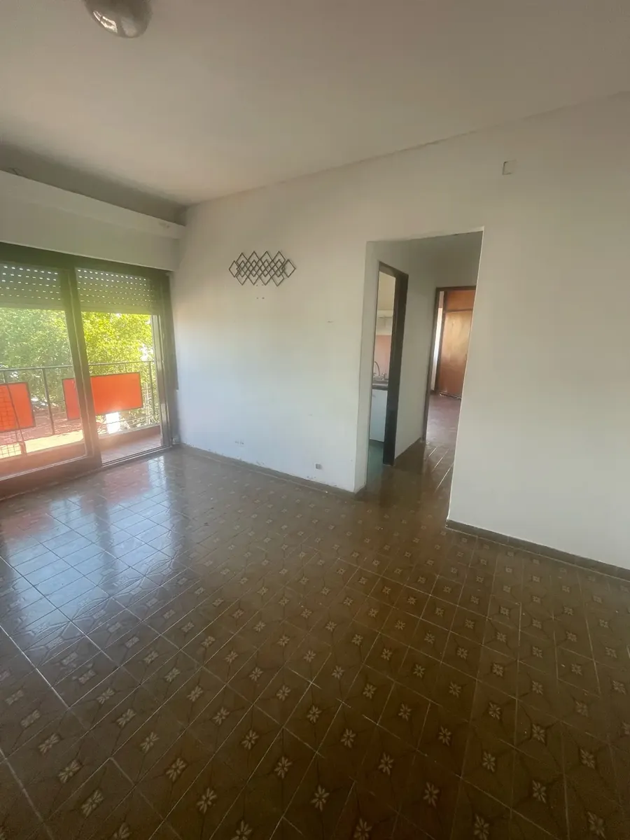 Apartamento de dois ambientes com 1 dormitório em Hurlingham