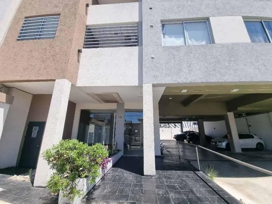 Monoambiente en alquiler en Lanús Oeste