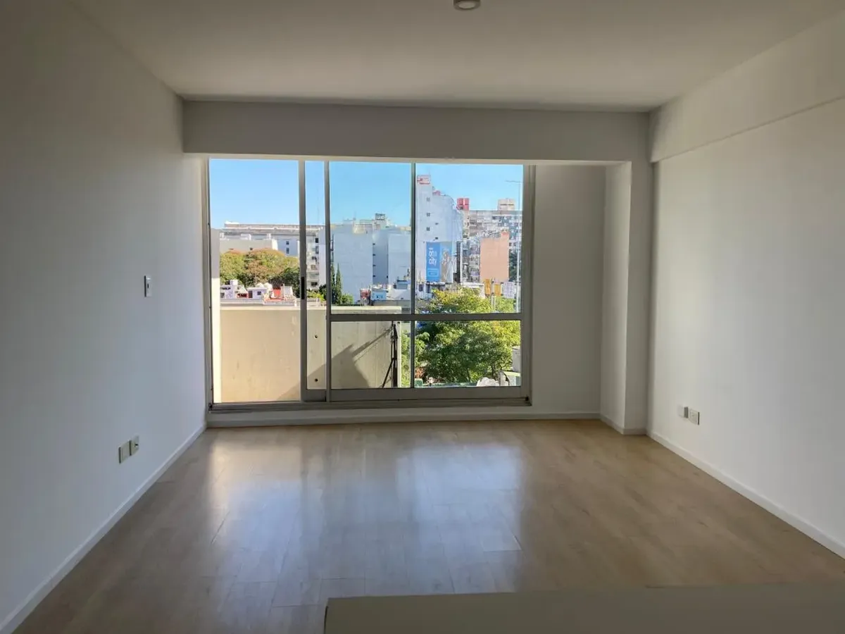 Квартира-студия с балконом в Constitución