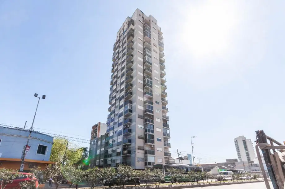 Apartamento de 3 ambientes com 2 quartos e 2 varandas em Lanús Oeste