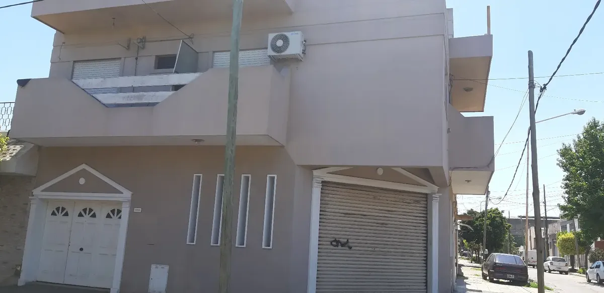 Departamento de 2 ambientes en primer piso con balcón en La Matanza