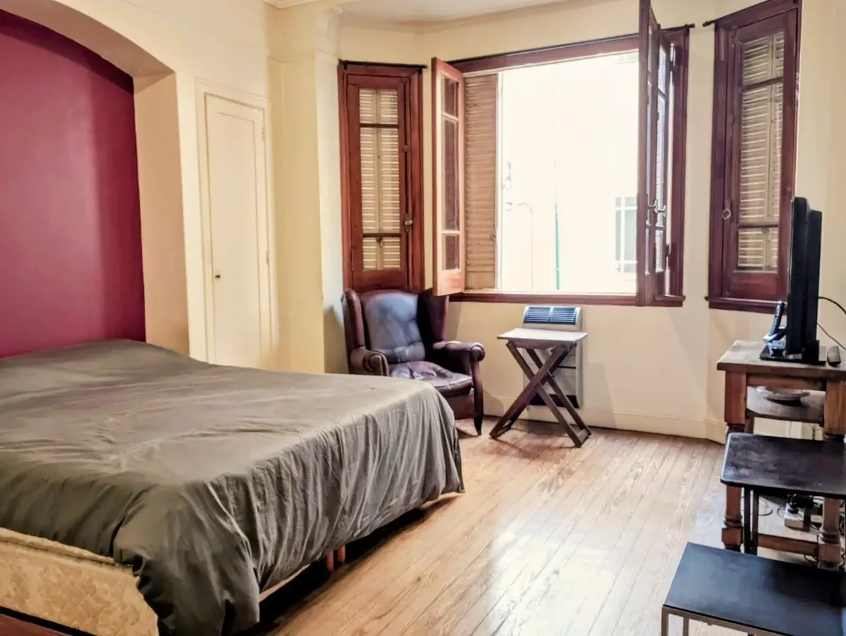 Departamento amoblado de 3 ambientes en Retiro