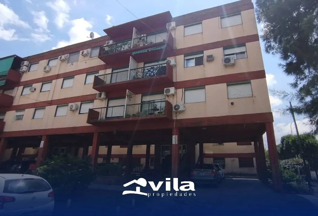 Apartamento de 3 quartos com varanda em Barrio Alas, Ciudad Evita