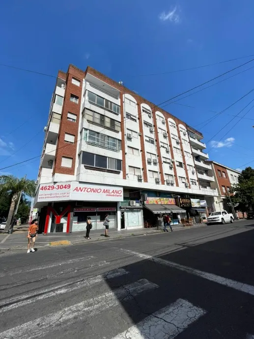 Kitnet para aluguel no centro de Morón