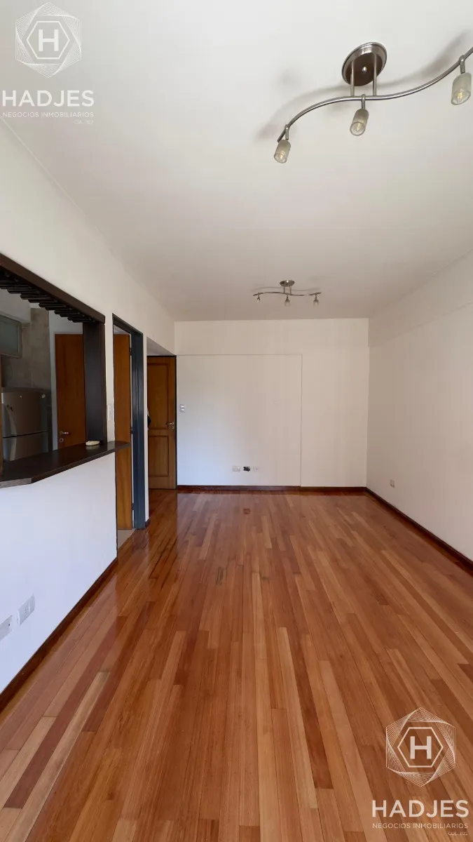 Квартира с 1 спальней в Quilmes Centro на 7-м этаже