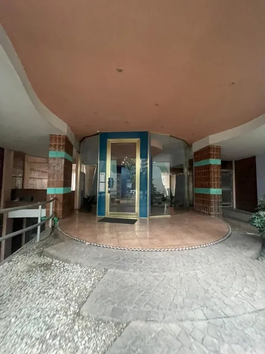 Apartamento de 2 ambientes com 1 quarto em Morón Norte