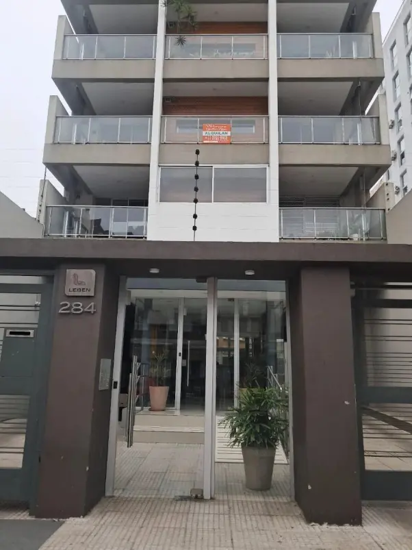 Departamento de 3 ambientes en Quilmes Centro