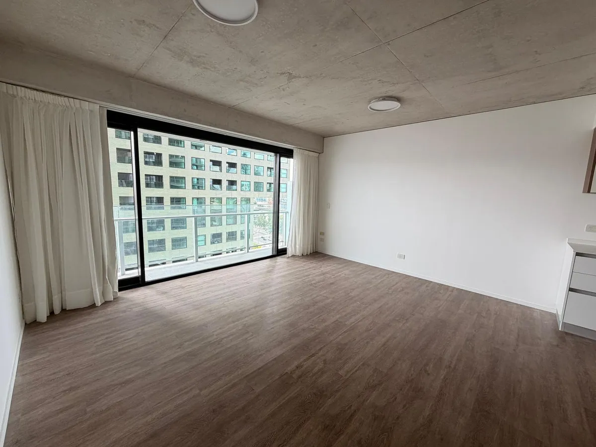 Studio sem mobília em Puerto Madero