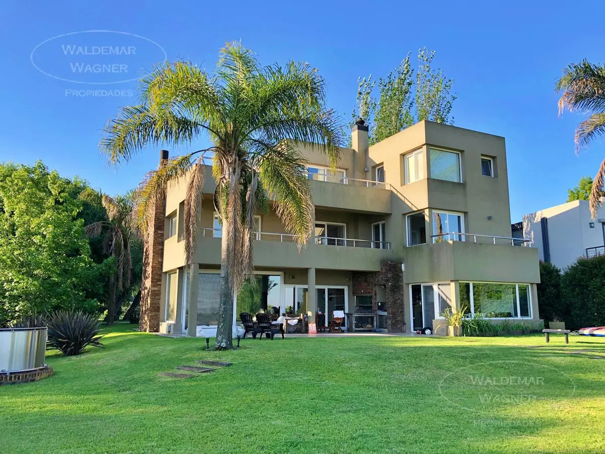 Apartment in Isla Santa Mónica nautical private district