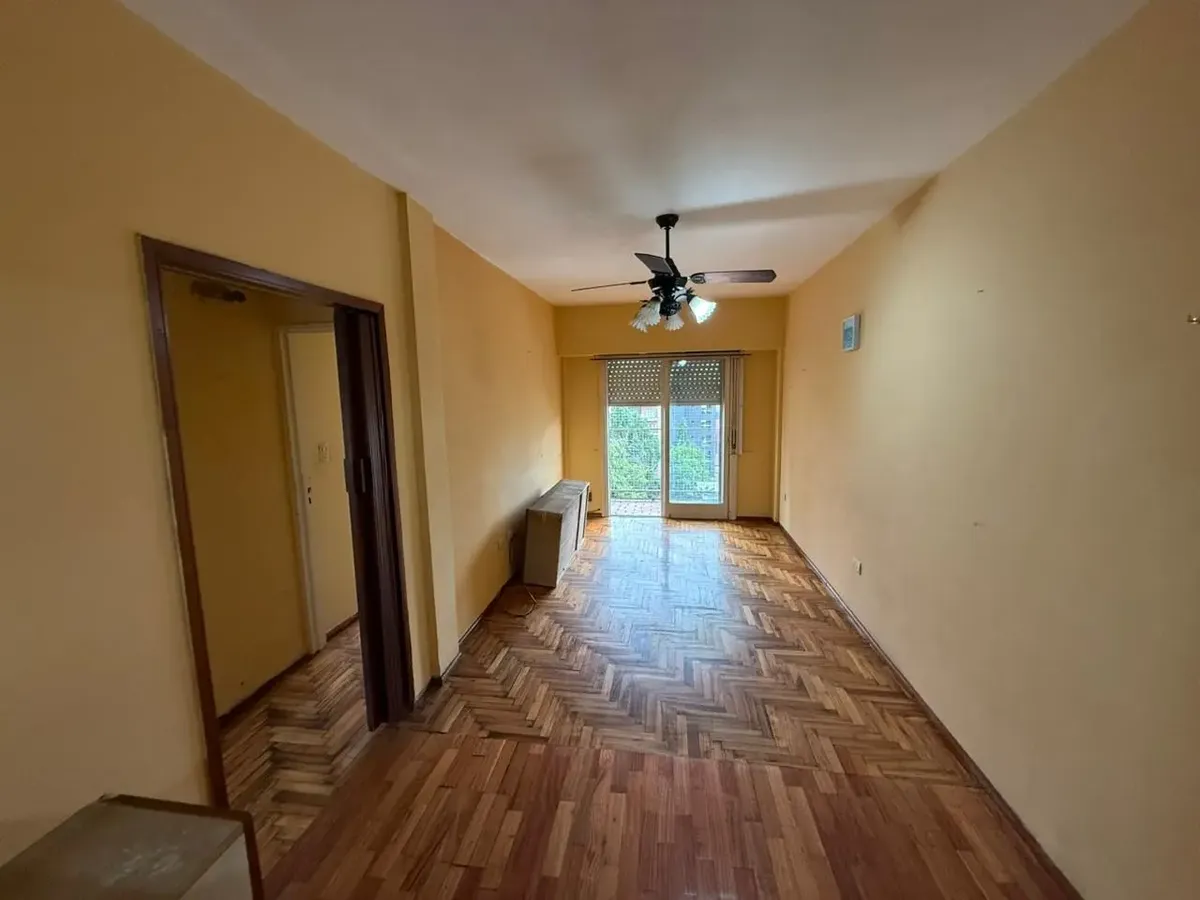 Three-room apartment in Ramos Mejía